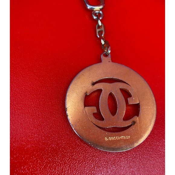 Gucci Logo GG Double G's Vintage Gold Tone Keychain 100% Authentic Guaranteed - Picture 10 of 16